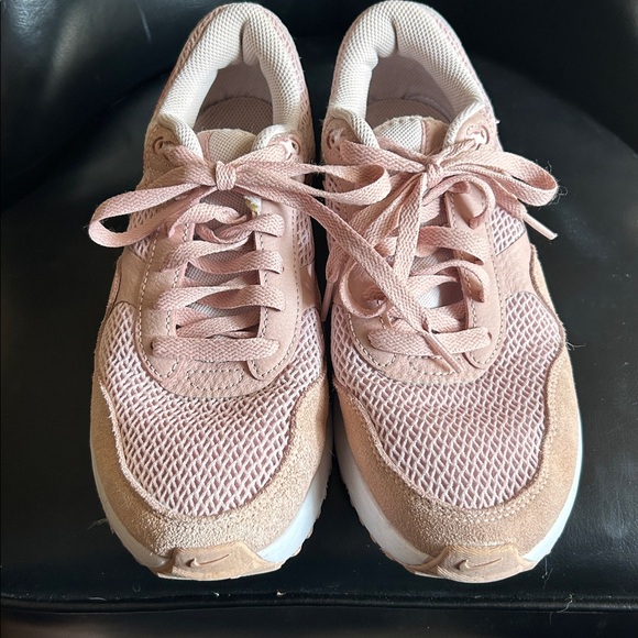 Nike Air Max Women's Blush Sneakers Sz 8 - Picture 2 of 7
